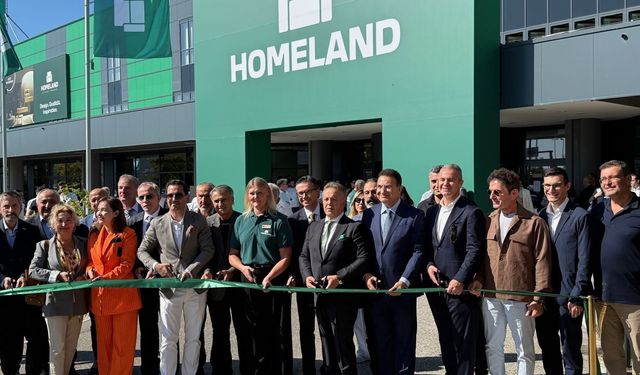 Avrupa’nın göbeğine dev bir ev ve yaşam merkezi kurdu