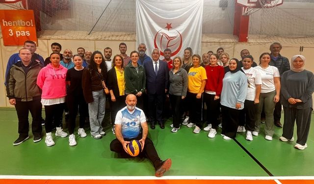 Oturarak Voleybol Yardımcı Antrenör Kursu Tamamlandı