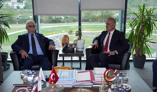 AYM Başkanı Kadir Özkaya’dan TFF Başkanı’na Ziyaret
