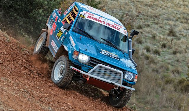 Denizli’de Offroad Şampiyonasında Zafer Akyüz ve Gül’ün