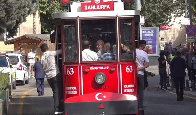 Şanlıurfa'da nostaljik tramvaylar törenle hizmete girdi