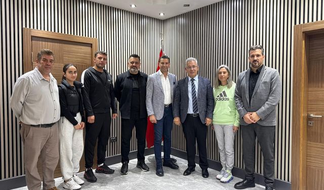 Başkan Hekimoğlu EGO Spor Kulübü Heyetini Ağırladı