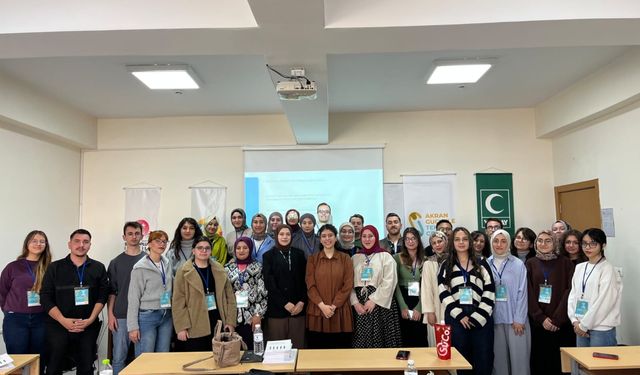 Afyon’da “Akran Gücüyle Temiz Gelecek” Eğitimi Tamamlandı