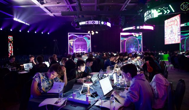 Yandex Cup Finalleri İstanbul’da Teknoloji Vitrinine Dönüştü