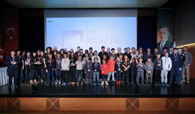 Eyüboğlu Beyaz Fil Satranç Turnuvası Tamamlandı