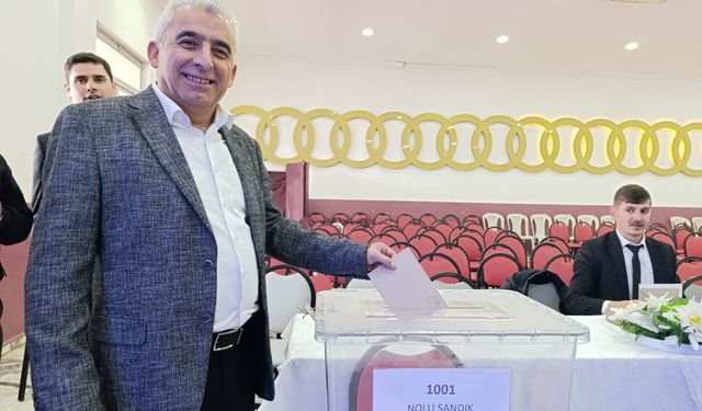 Gördes Esnaf Odası’nda Taner Batur Güven Tazeledi