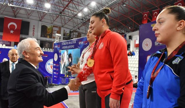 Recep Yazıcıoğlu Halter Şampiyonası Tokat’ta Tamamlandı