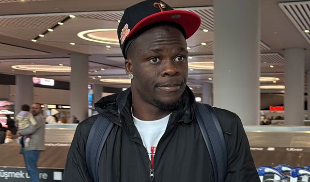 Junior Olaitan Beşiktaş İçin İstanbul’a Geldi