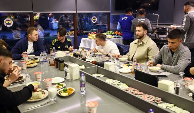 Saran, Fenerbahçe Futbol Takımıyla İftar Sofrasında Buluştu