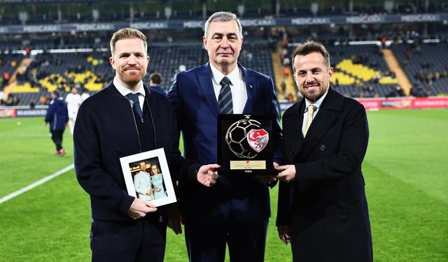 Fenerbahçe, Bursaspor ve Fatih Tekke’ye Fair Play Ödülü