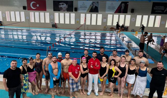 Aydın’da Yüzme Antrenörlüğü Kursu Tamamlandı