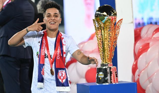 Başak İçinözbebek: Tırnaklarımızla Zirveye Geldik