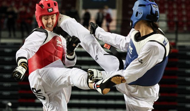 Genç Tekvandocular Dünya Sahnesine Çıkıyor