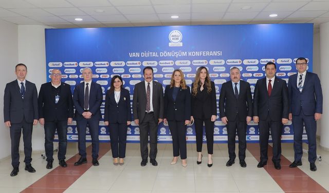 Geleceğe güçlü adımlar atmak için Van'da gündem, Dijital Dönüşüm oldu