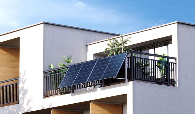 Almanya’da Balkon Güneş Paneli Patlaması: 1 GW Sınırı Aşıldı
