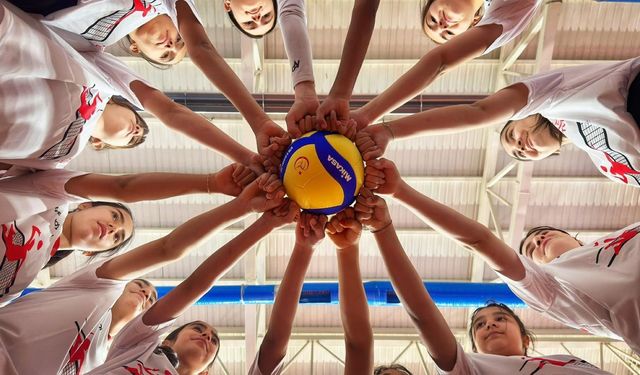 Fabrika Voleybol İslahiye’de Yeni Okulunu Açtı