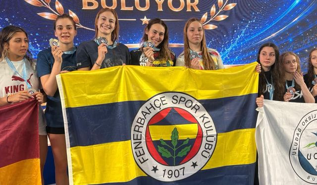 Fenerbahçeli Yüzücülerden Türkiye Şampiyonası’nda Büyük Başarı