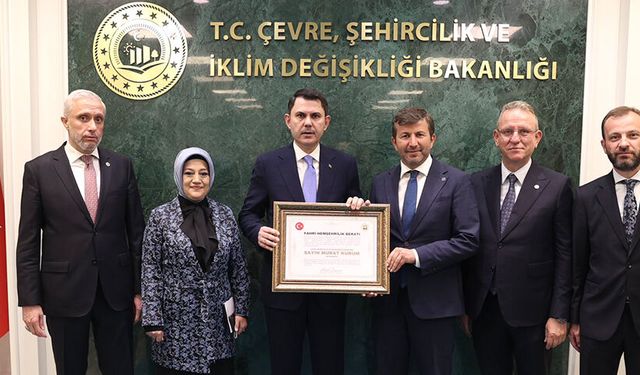 Bakan Murat Kurum'a Kütahya'dan Fahri Hemşehrilik Beratı