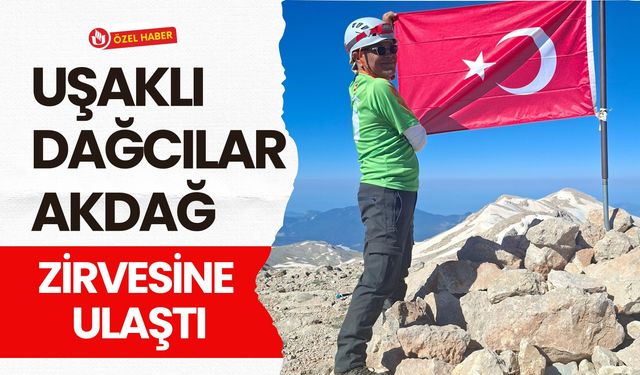 Uşaklı Dağcılar Akdağ Zirvesine Ulaştı