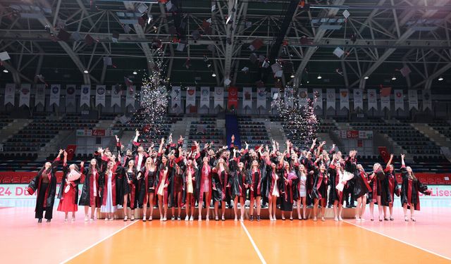 TVF Spor Lisesi'nde Mezuniyet Gururu 102 Öğrenci Diplomalarına Kavuştu