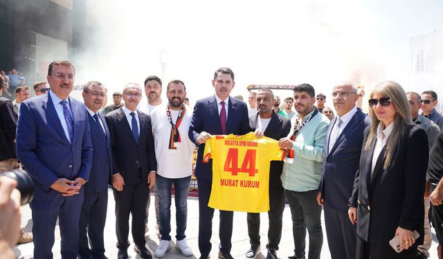 Bakan Kurum'dan Dolandırıcılık Soruşturmasına İlişkin Açıklama: "Devlet Geçici Bir Rüzgar Değildir"
