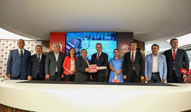 TBB'den 121 Belediyeye 122 Yeni Hizmet Aracı Desteği