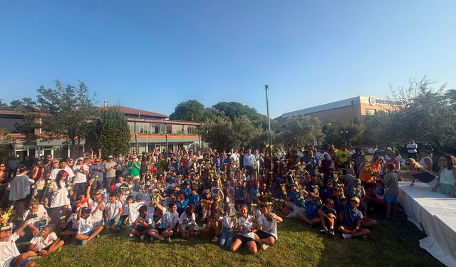 İstanbul’da Yelken Heyecanı: 180 Sporcu Yeşilay Kupası’nda Yarıştı