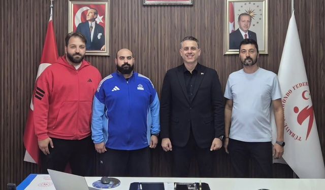 Taekwondo Antrenörleri Bahri Tanrıkulu ile Bir Araya Geldi