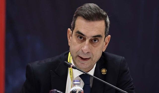 Fenerbahçe'den Türk Futbolunu Sarsacak Açıklamalar! Mosturoğlu: “İsimler Değil, Sistem Değişmeli”