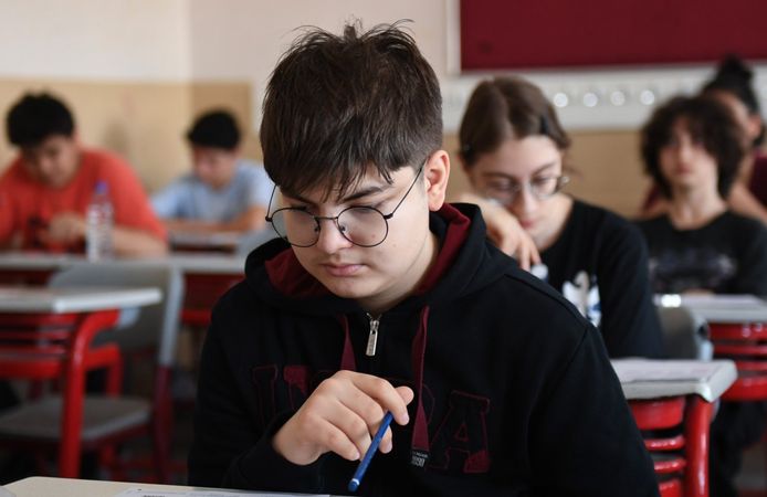 LGS KAPSAMINDA YERLEŞTİRMEYE ESAS 1. NAKİL SONUÇLARI AÇIKLANDI