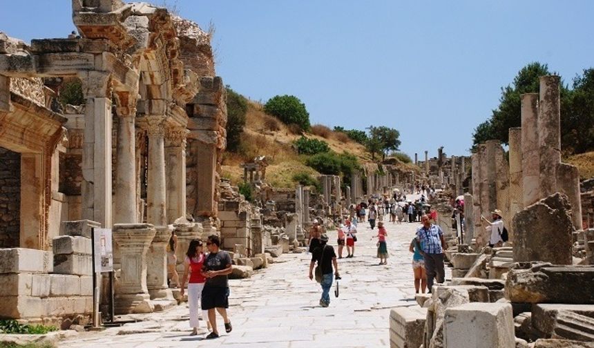 Türkiye'nin 2025 yılı ilk çeyrek turizm gelirleri açıklandı
