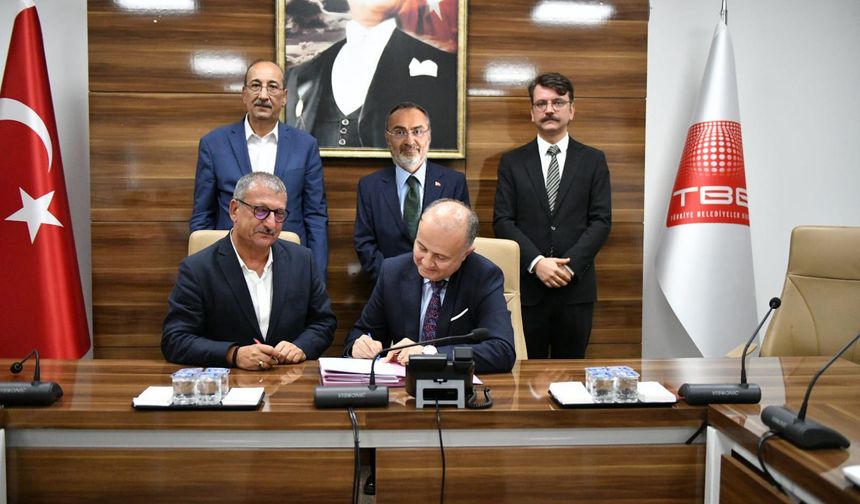 TBB TARİHİNDE İLK KEZ TOPLU İŞ SÖZLEŞMESİ İMZALANDI