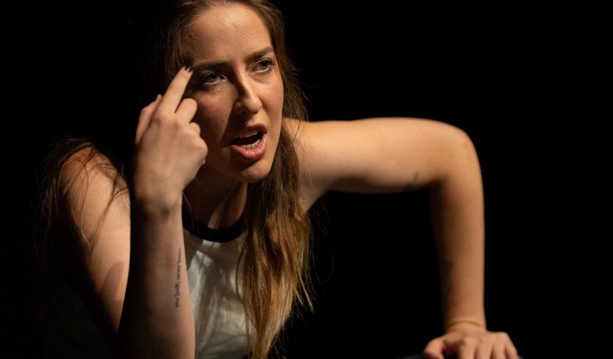 Tek Kişilik Oyun, İskoçya Edinburgh Fringe Festivali'ndeydi