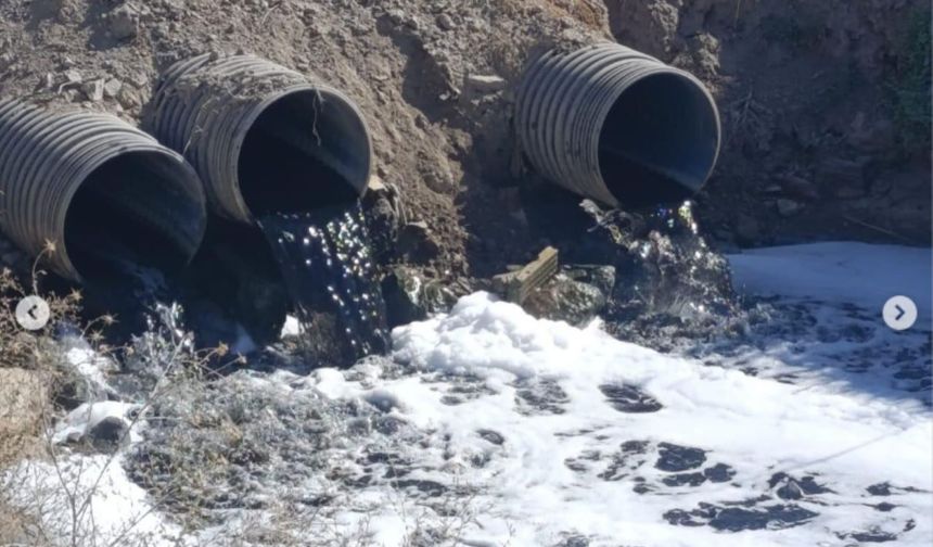 Ankara’da Ova Çayı’nda Kaçak Deşarj Çevre Felaketi Yarattı