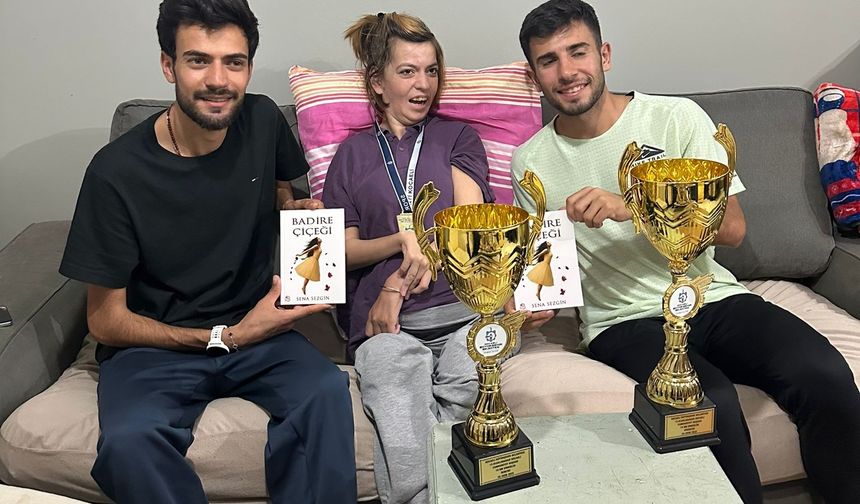 Sporcularımızdan Anlamlı Jest: Kupalarını Paylaştılar