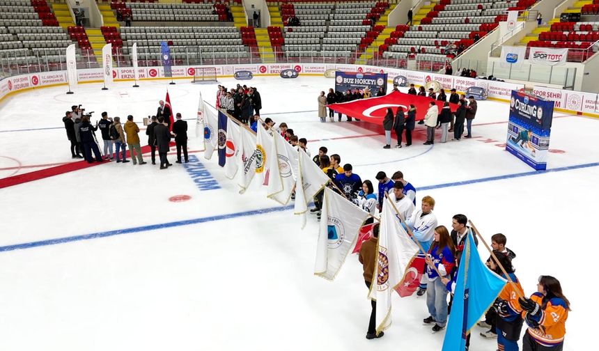 Ünilig Buz Hokeyi ve Curling Kış Oyunları Erzurum’da Açıldı