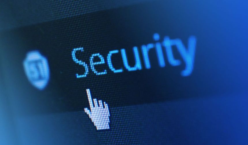 2025 Alışveriş Sezonunda Siber Tehdit Alarmı Yükseldi