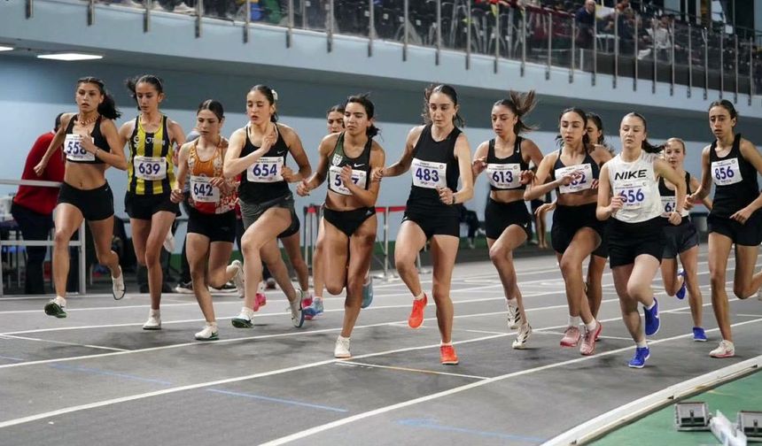 Fenerbahçe U20 Atletizm Takımı Salonda 22 Madalya Kazandı