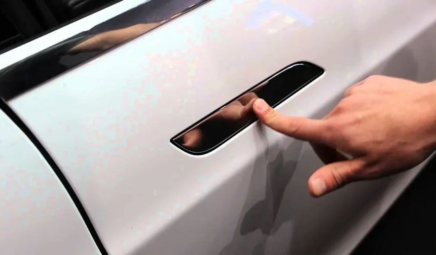 Çin’de Gizli Kapı Kollarına Fren: Kural 2027’de