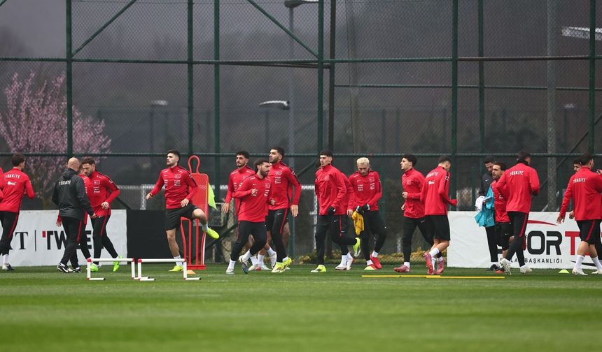 A Milli Takım, Romanya Maçı Hazırlıklarını Sürdürüyor