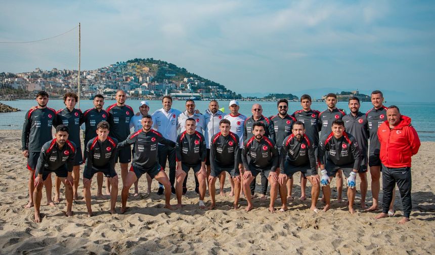 Plaj Futbolu Milli Takımı’nın Kuşadası Kampı Tamamlandı
