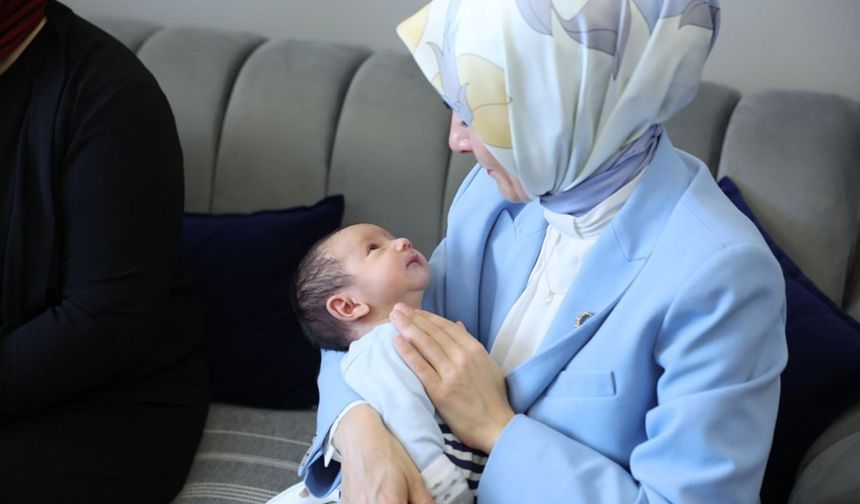 Doğum Yardımı Ödemeleri Hesaplarda! Nisan Ayı Destekleri Yatırıldı