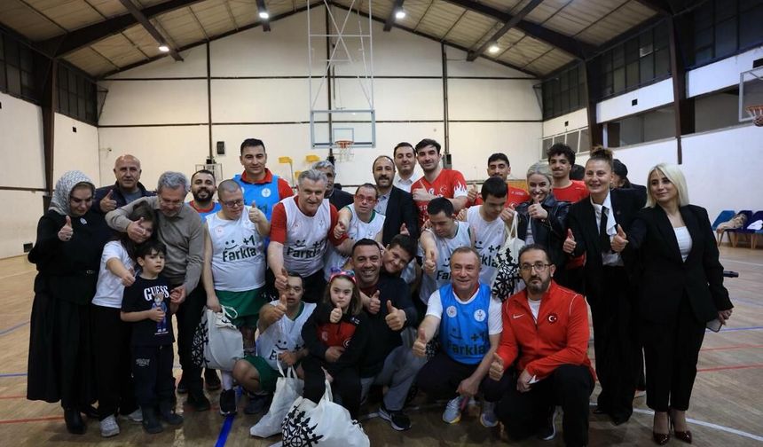 Parkede Değil Kalplerde Kazanan Dostluk Oldu