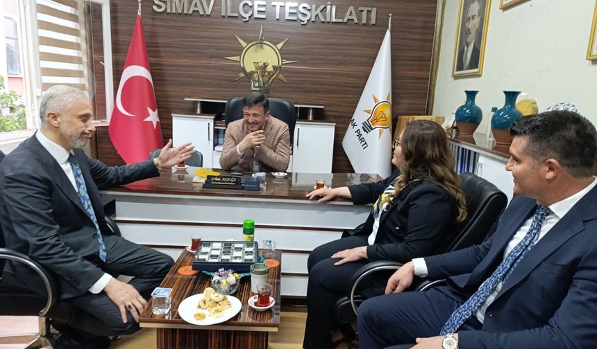 SİMAV AK PARTİ İLÇE TEŞKİLATINDA BAYRAMLAŞMA