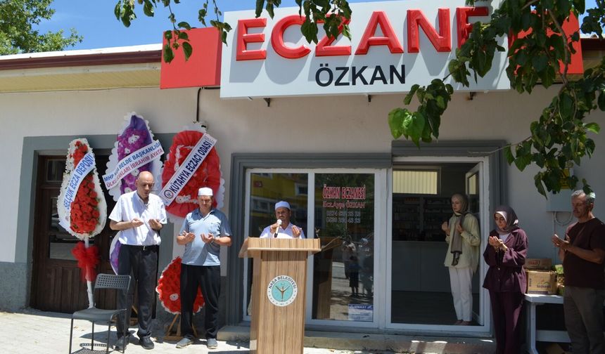 SİMAV’DA 25. ECZANE NAŞA BELDESİ’NDE AÇILDI