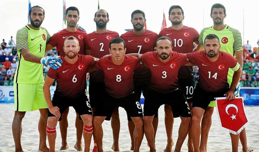 Plaj Futbolu Milli Takımı'nda Euro League Mesaisi! Hedef Hem Süper Final Hem Geleceğin Kadrosu