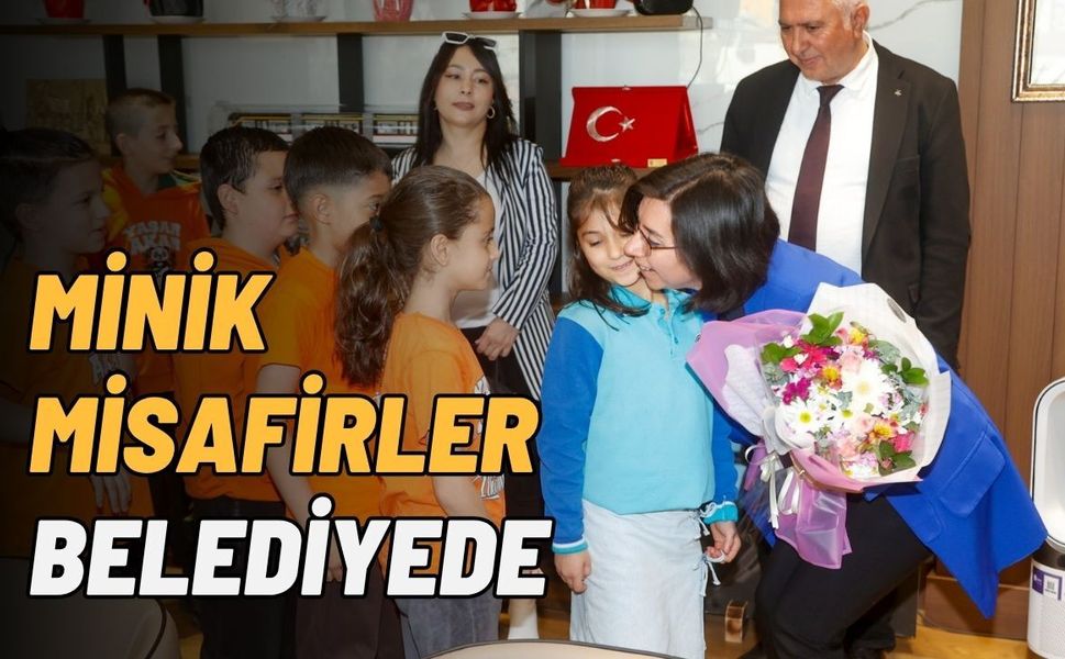 Minik Misafirler Belediyede: Başkanvekili Özkan Öğrencileri Ağırladı