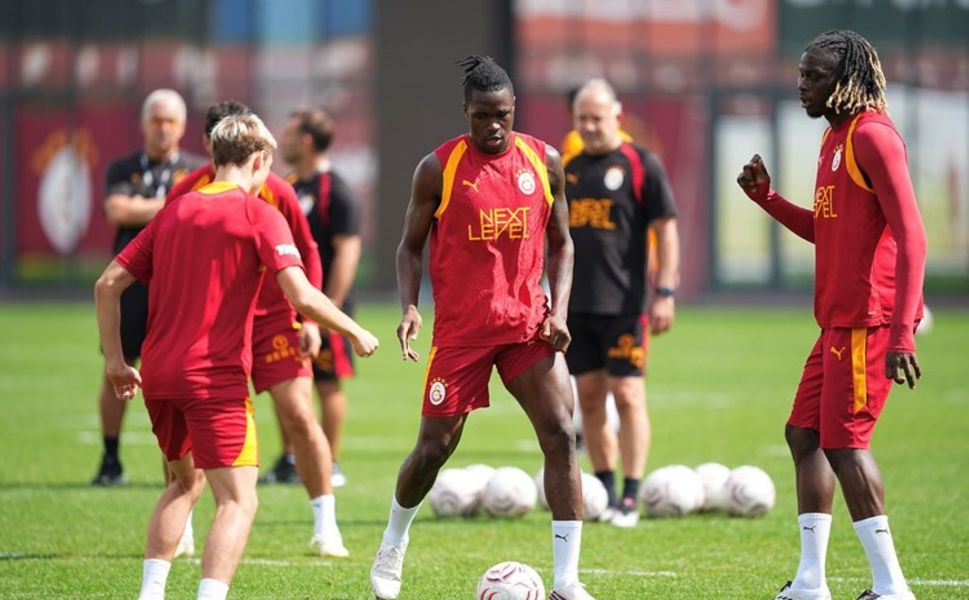 Galatasaray’da Başakşehir Mesaisi Başladı