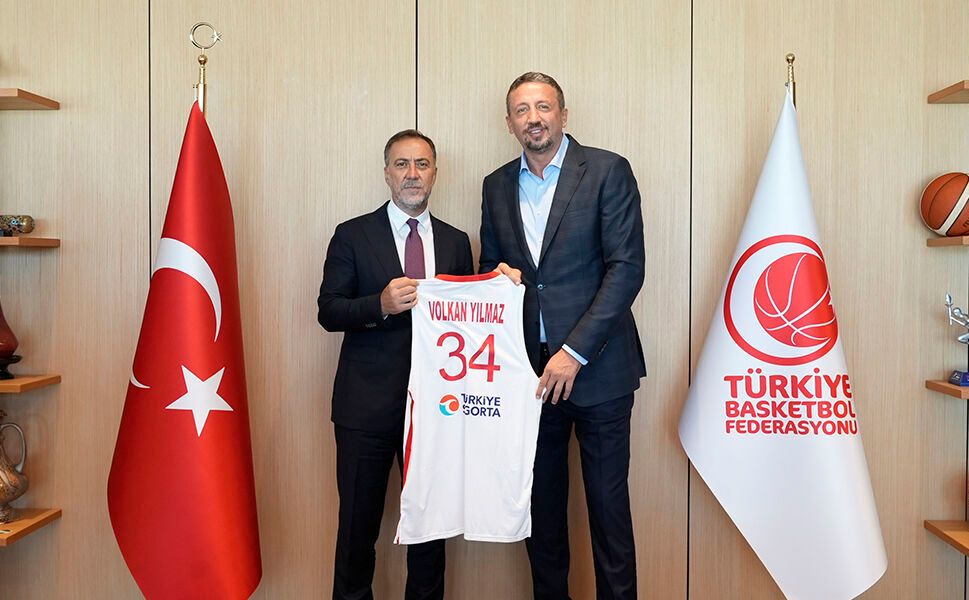 MHP İstanbul İl Başkanı Volkan Yılmaz’dan Hidayet Türkoğlu’na Ziyaret