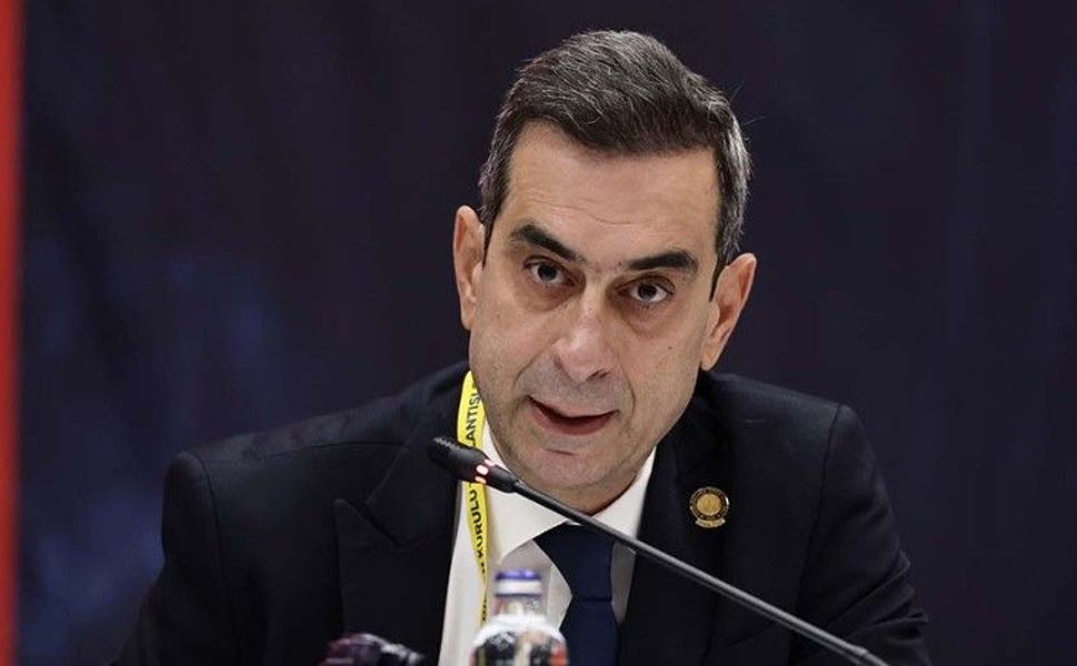Fenerbahçe'den Türk Futbolunu Sarsacak Açıklamalar! Mosturoğlu: “İsimler Değil, Sistem Değişmeli”